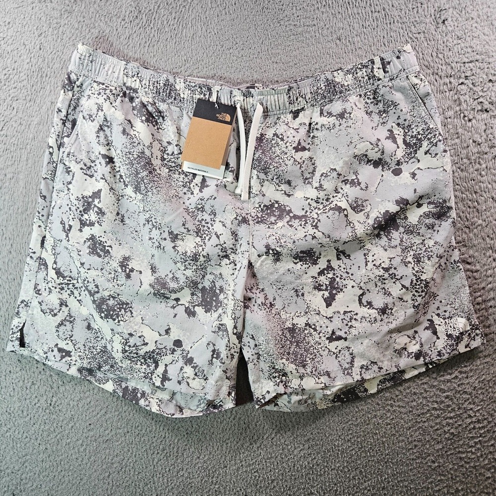 NWT The North Face Swim Outdoor Shorts Men XXL -‎ No Liner High Rise Gray White